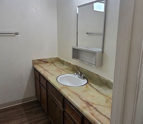 2nd image of 3411 Spring St APT 4