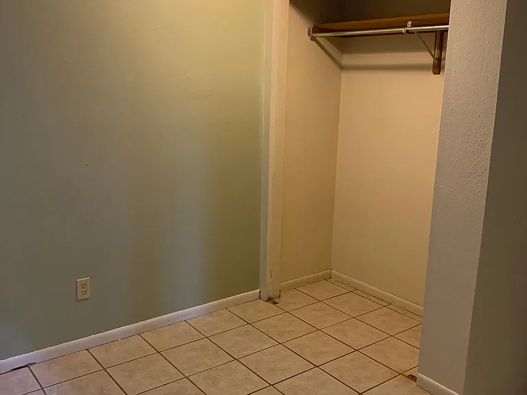 705 Maple St #B — Photo 9