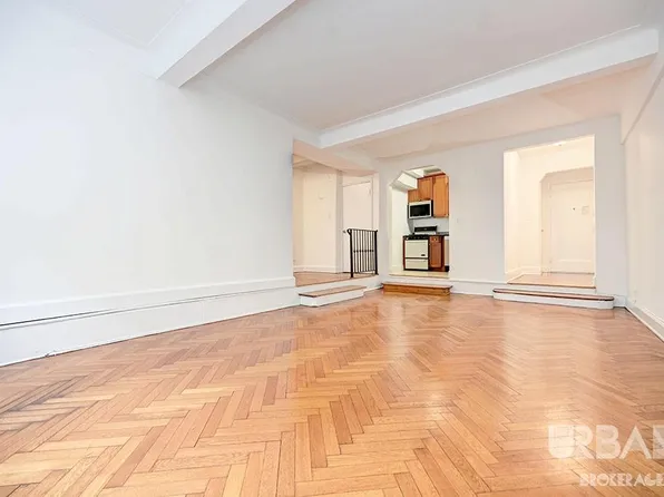 10 West 74th Street image 7 of 9