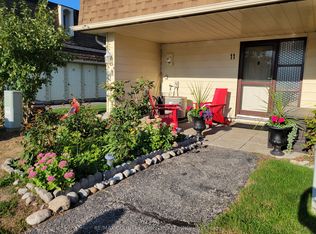 4 Paradise Blvd #11, Ramara, ON L0K1B0