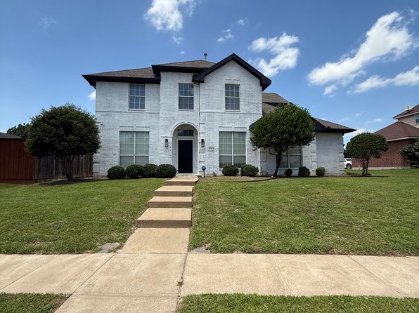 3105 Bluewood Dr