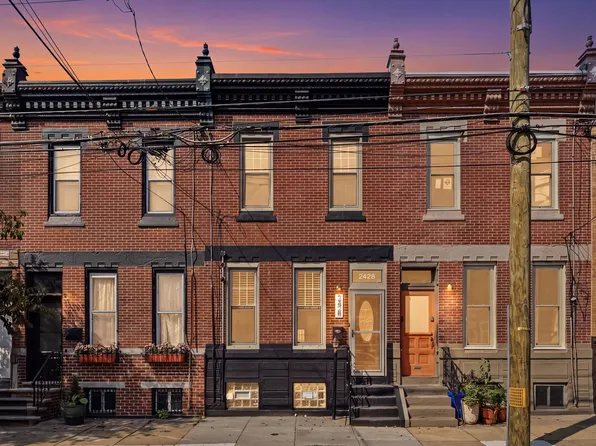 2428 E Huntingdon St, Philadelphia, PA 19125