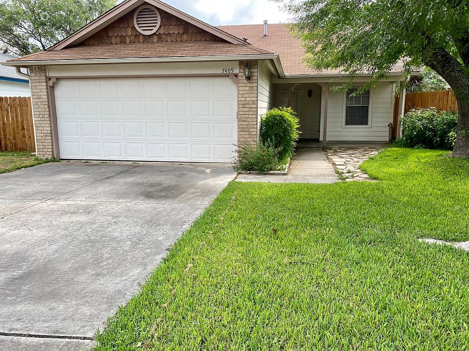 7409 Barnsley. Great Neighborhood! Great Schools! Lots of Amenities!