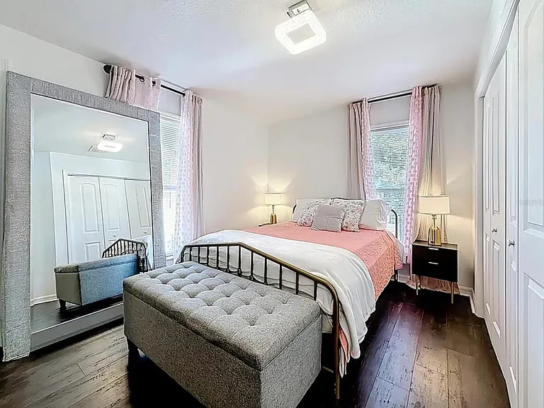 902 W Baker St — Photo 6