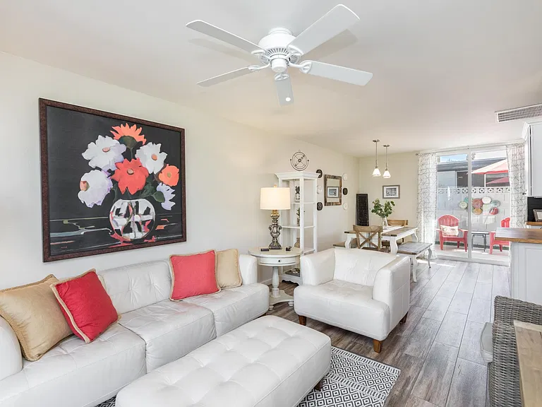 4202 N 38th St #2 — Photo 8