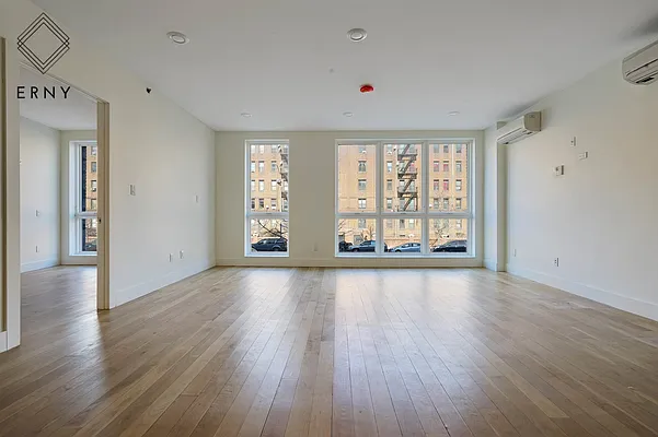 Rented by Pinn Realty | media 38