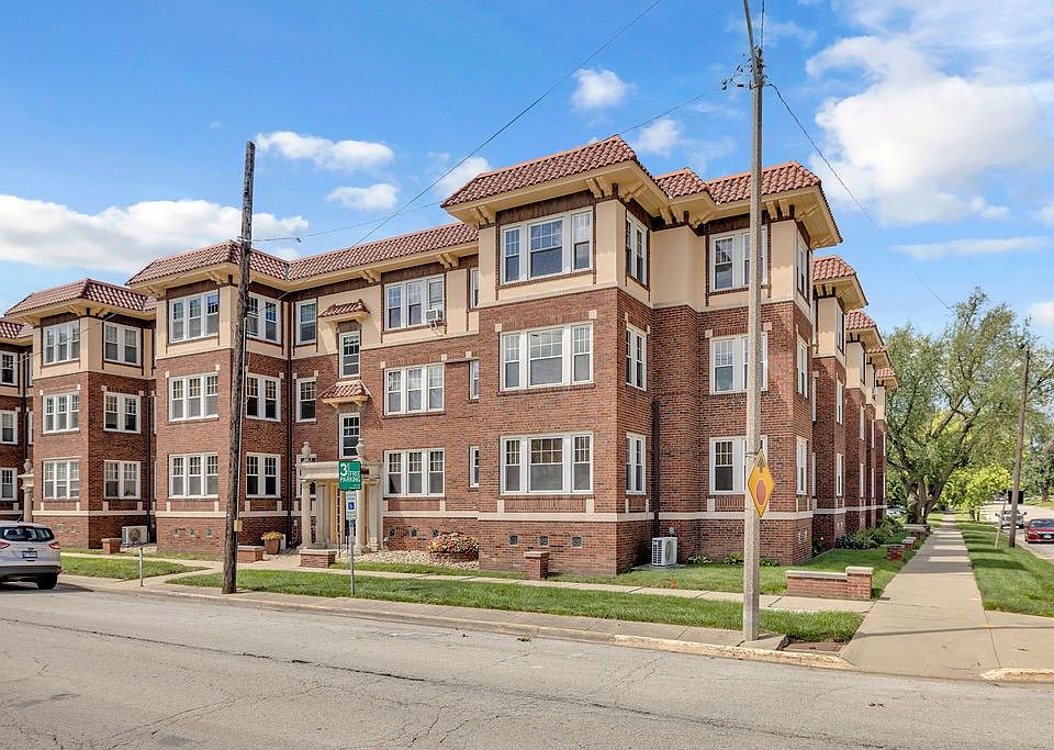 1st image of 251 N Church St APT 6