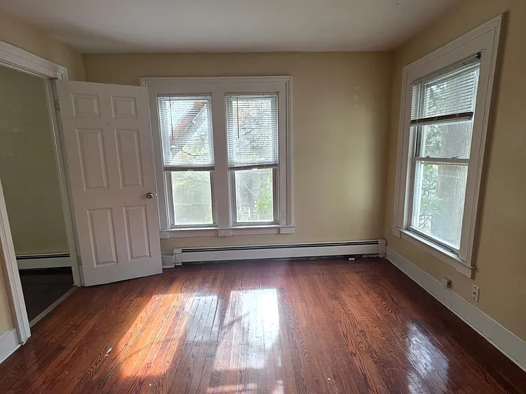 122 Derby Ave #2 — Photo 10