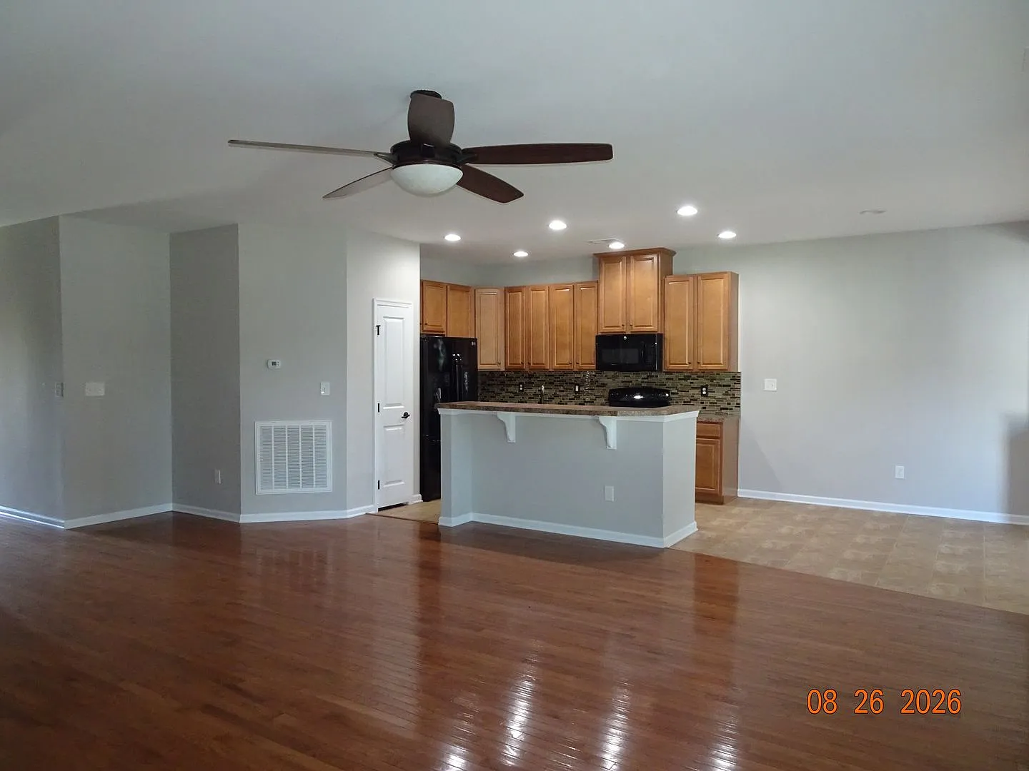 3 Bedroom. 2 Bath Single Family Home for Rent — Photo 3