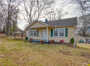 196 Spring St, Duncan, SC 29334