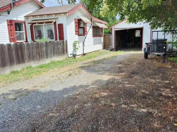 12912 Welch St, Waterford, CA 95386