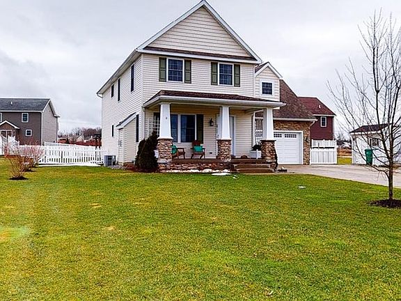3rd image of 2711 N Shelby Dr