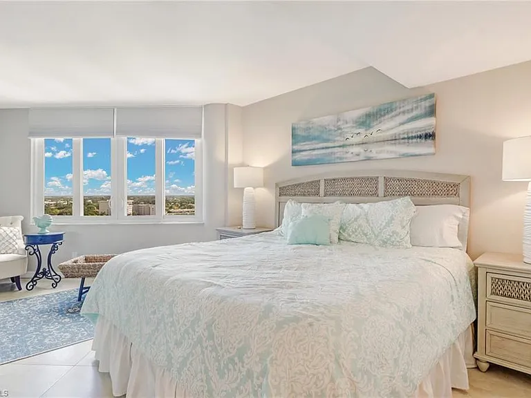 4041 Gulf Shore Blvd N #1109 — Photo 18