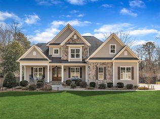 1100 Kingwood Dr, Raleigh, NC 27609