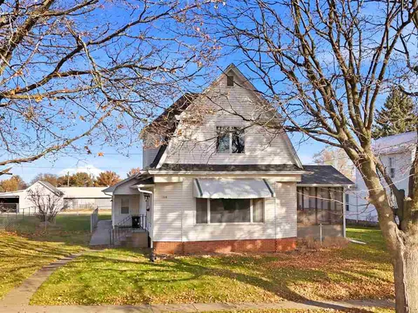 120 E Oak St, North English, IA 52316