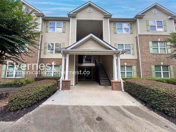7101 Fairington Ridge Cir