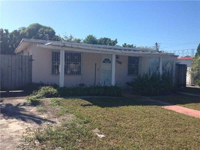 736 E 19th St, Hialeah, FL, 33013