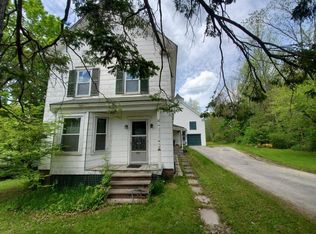 294 Main St, Winthrop, ME 04364