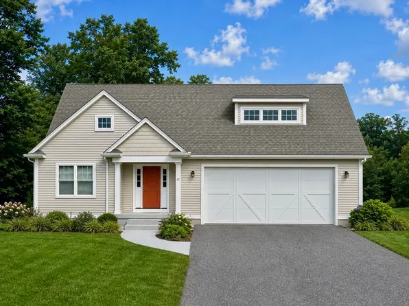 12 Copley Cir #12, Enfield, CT 06082