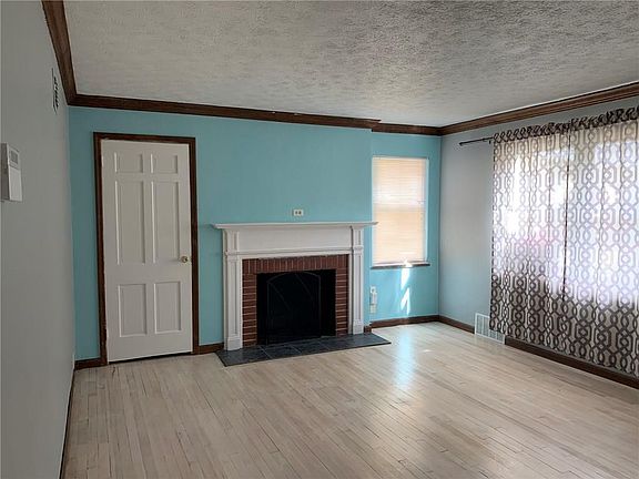 5th image of 313 Dawnview Ave