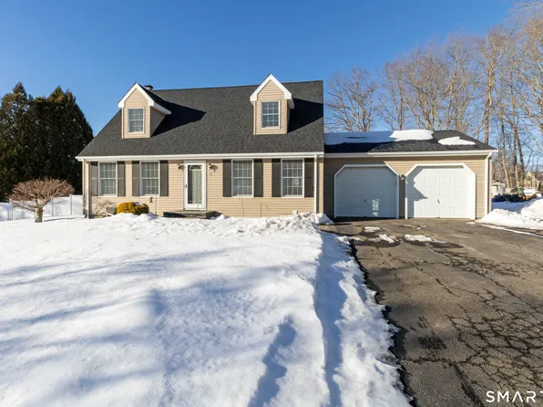 2 Dogwood Drive, East Hampton, CT 06424