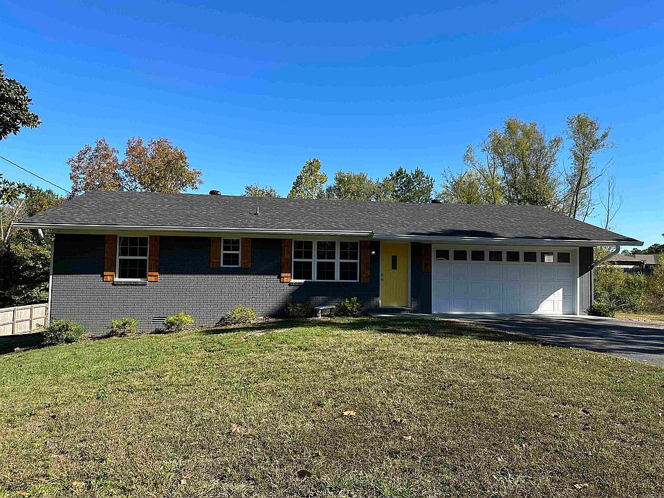 1st image of 509 Westpine Dr