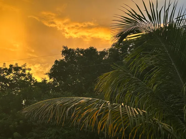 936 La Paloma Rd, Key Largo, FL 33037