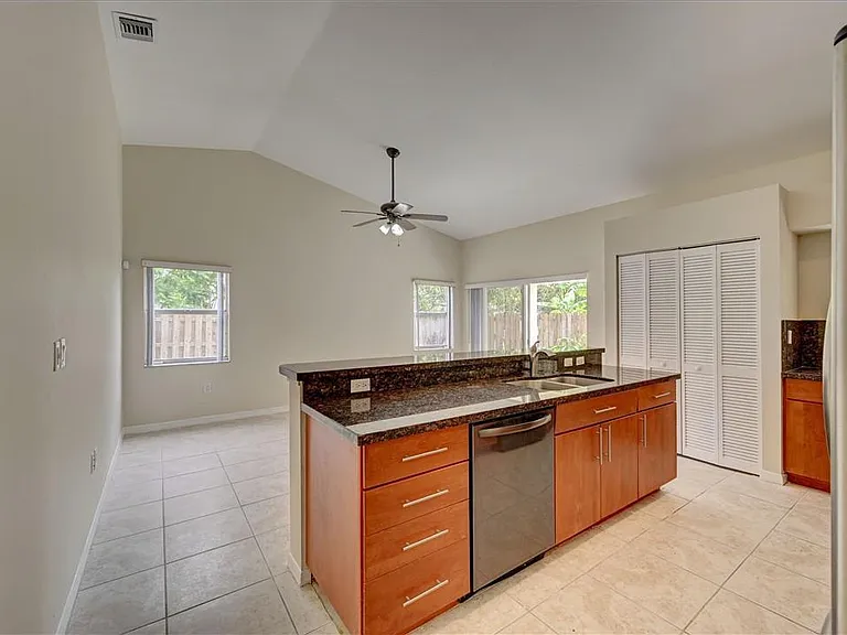13348 NW 13th St — Photo 8