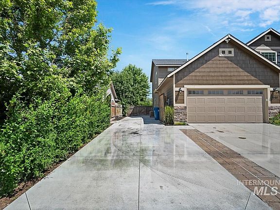 2nd image of 16611 N Fielding Way