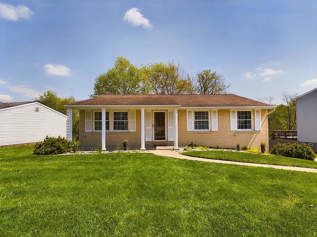 12 Greentree Rd. photo 1