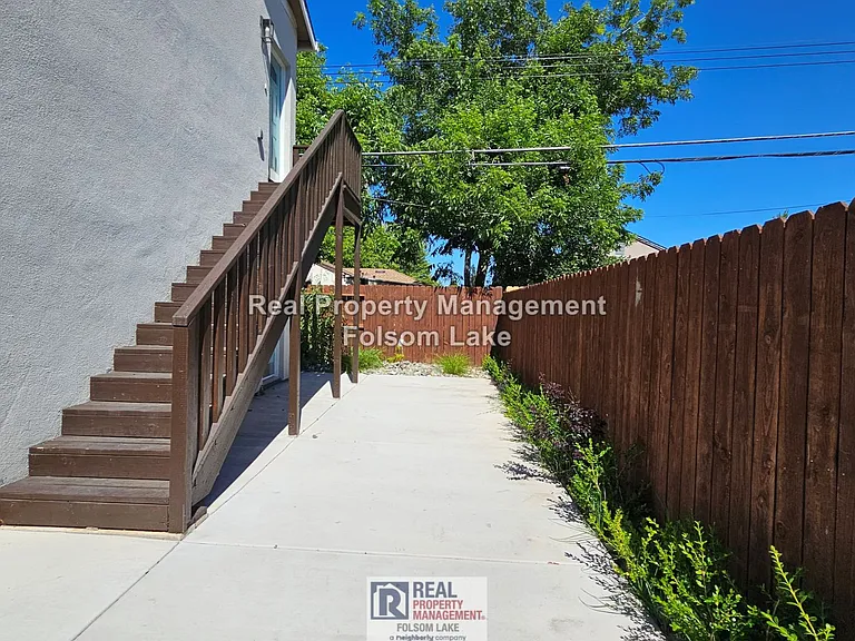 5431-1 Bradford Dr — Photo 20