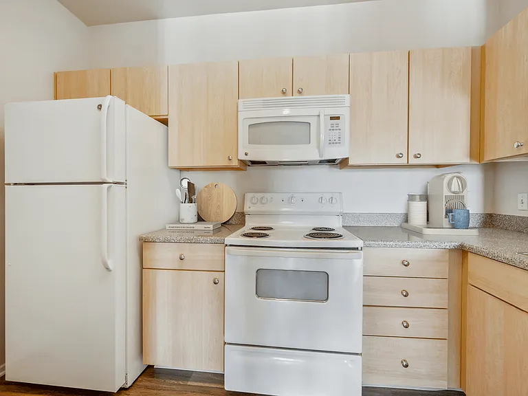 Ranchstone Apartment Homes — Photo 35