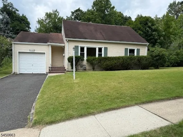 45 Hamilton St, Madison, NJ 07940