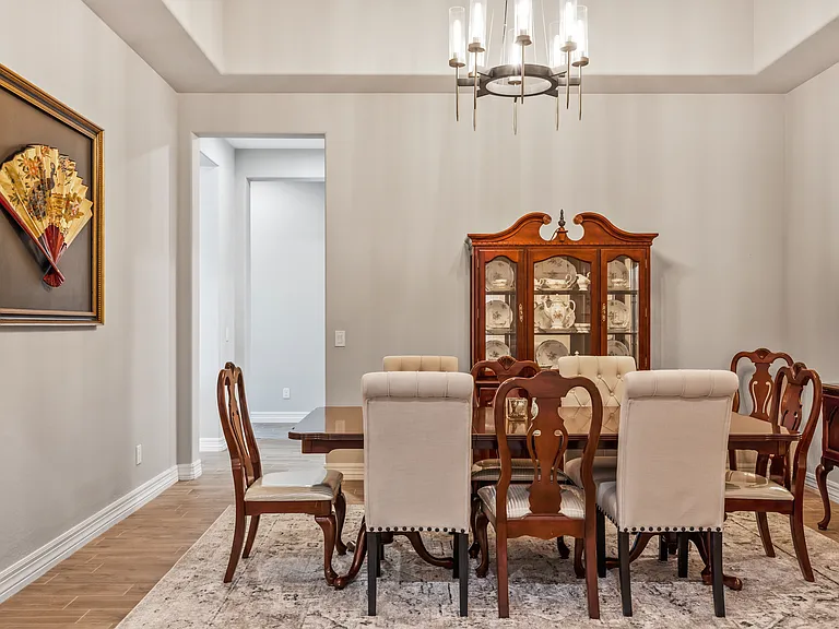 4061 S Emerald Dr — Photo 25