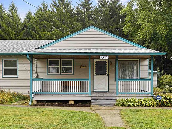 3rd image of 2933 Coleman Ave