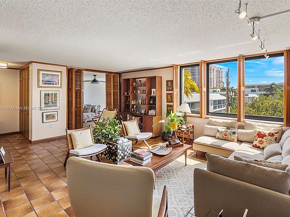 4th image of 250 Galen Dr APT 44