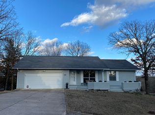 938 Santa Fe Dr, Forsyth, MO 65653