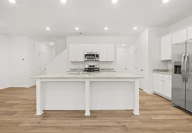 84 Smithwood Dr — Photo 4