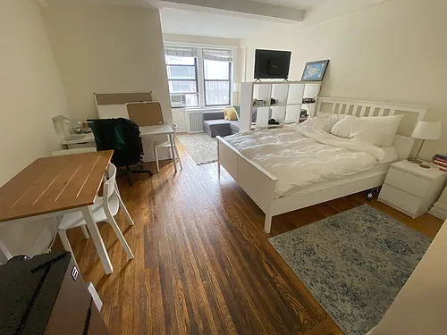 457 W 57th St #604 Photo 1 457 W 57th St #604 Photo 1