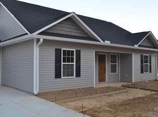 906 Dixie Dale Rd, Albertville, AL 35950