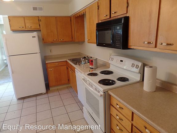 3rd image of 1501 Franklin St #12559336