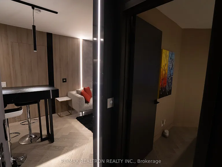373 Front St W #2307 — Photo 13