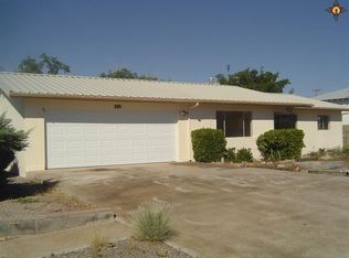 916 Ivy St, Truth Or Consequences, NM 87901
