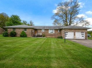 4983 Center Rd, Lowellville, OH 44436