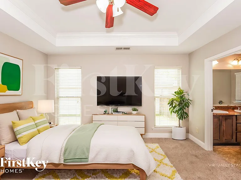 1114 Emerald Ridge Dr — Photo 11