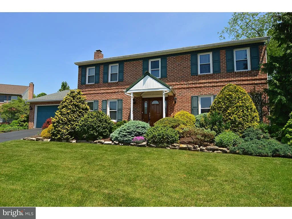 1108 Daniel St photo 1
