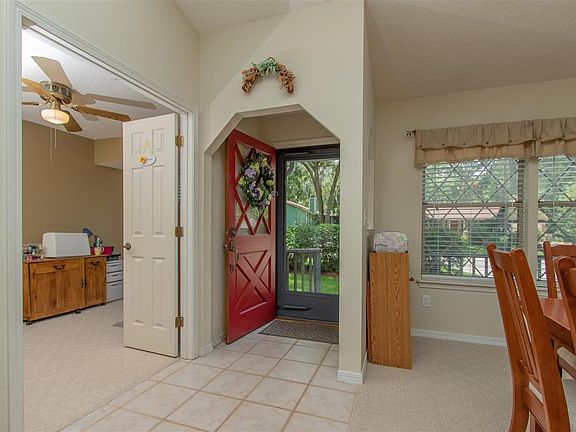 5th image of 509 Wood Chase Dr