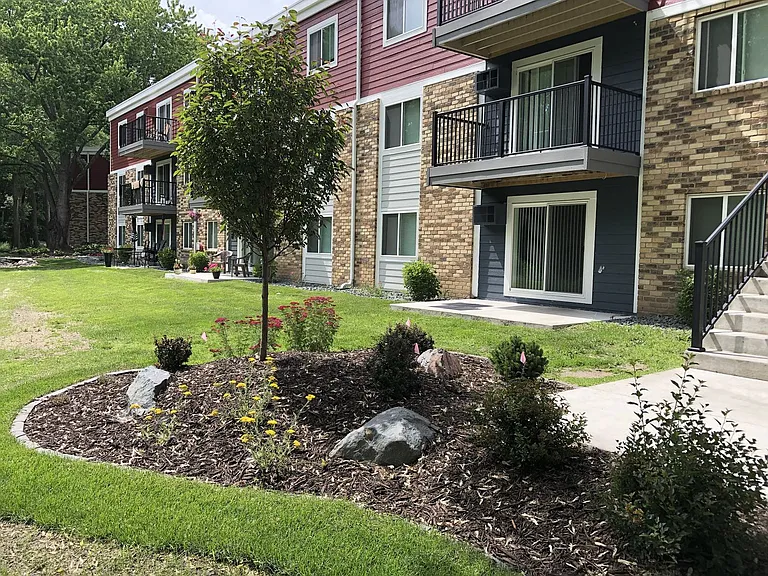Whispering Pond Apartments — Photo 36