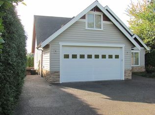 1363 Gulf Rd, Point Roberts, WA 98281