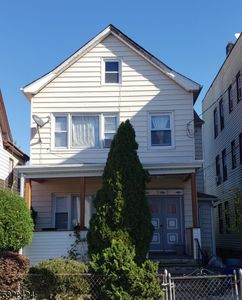 52 Van Winkle Ave, Passaic, NJ, 07055